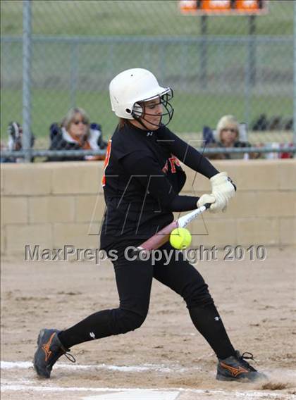 Thumbnail 3 in Gilmer vs Gladewater photogallery.