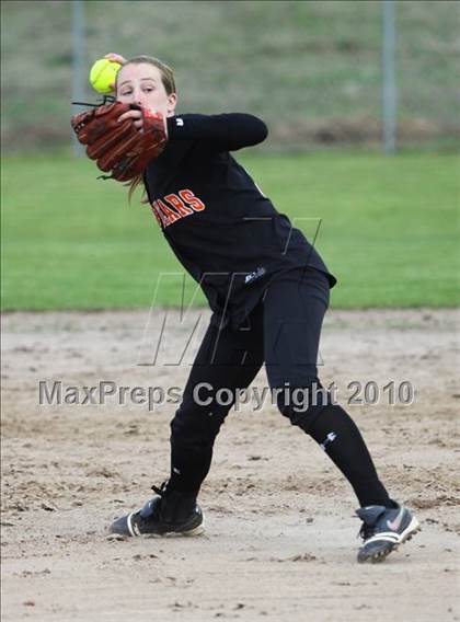 Thumbnail 2 in Gilmer vs Gladewater photogallery.