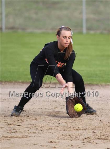 Thumbnail 2 in Gilmer vs Gladewater photogallery.
