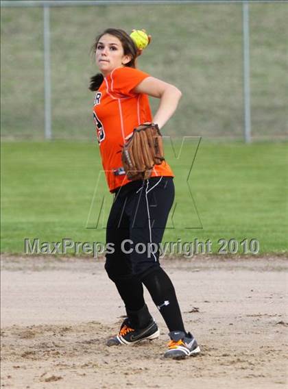 Thumbnail 2 in Gilmer vs Gladewater photogallery.