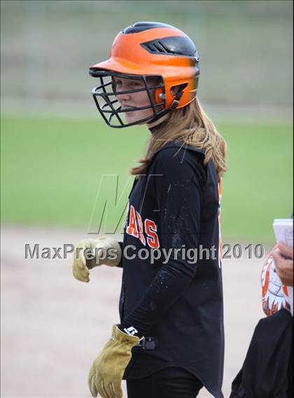 Thumbnail 3 in Gilmer vs Gladewater photogallery.
