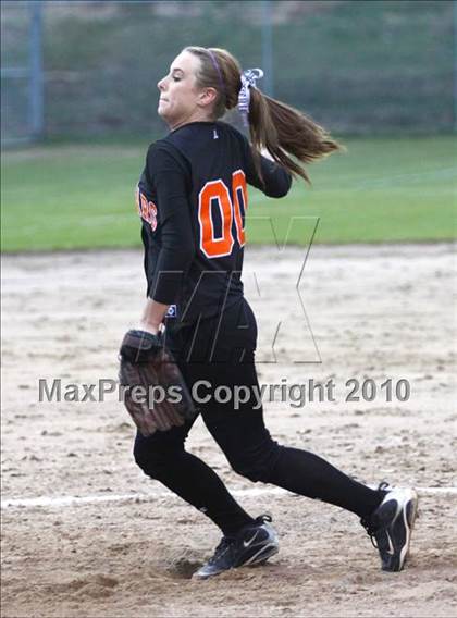 Thumbnail 3 in Gilmer vs Gladewater photogallery.