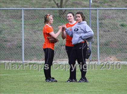 Thumbnail 3 in Gilmer vs Gladewater photogallery.
