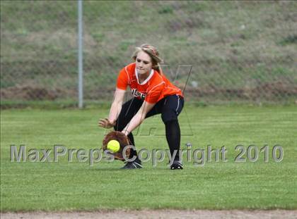 Thumbnail 1 in Gilmer vs Gladewater photogallery.