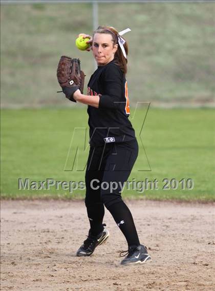 Thumbnail 3 in Gilmer vs Gladewater photogallery.