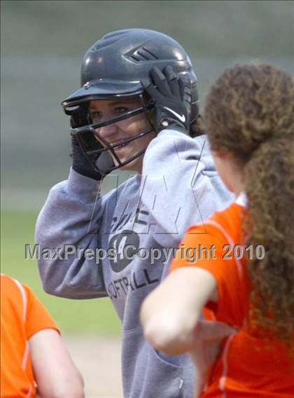 Thumbnail 3 in Gilmer vs Gladewater photogallery.