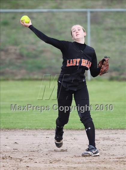 Thumbnail 3 in Gilmer vs Gladewater photogallery.