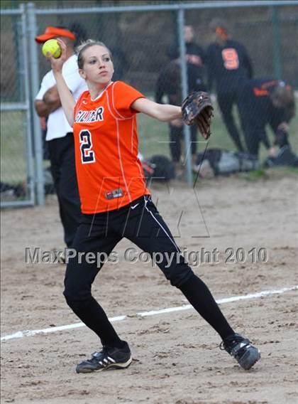 Thumbnail 1 in Gilmer vs Gladewater photogallery.