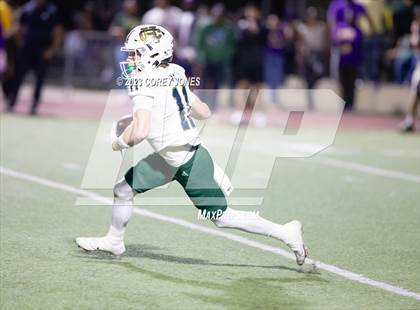 Thumbnail 3 in Holy Cross vs Edna Karr photogallery.