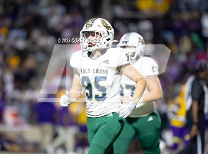 Thumbnail 2 in Holy Cross vs Edna Karr photogallery.