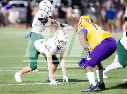 Thumbnail 1 in Holy Cross vs Edna Karr photogallery.