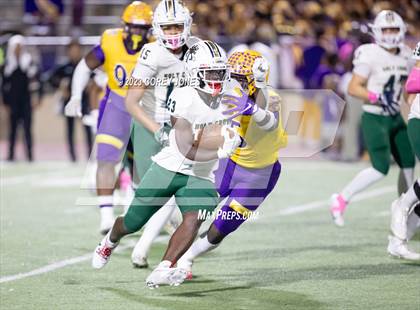 Thumbnail 2 in Holy Cross vs Edna Karr photogallery.