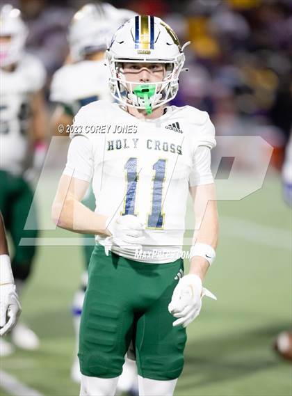 Thumbnail 3 in Holy Cross vs Edna Karr photogallery.
