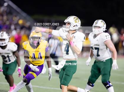 Thumbnail 3 in Holy Cross vs Edna Karr photogallery.