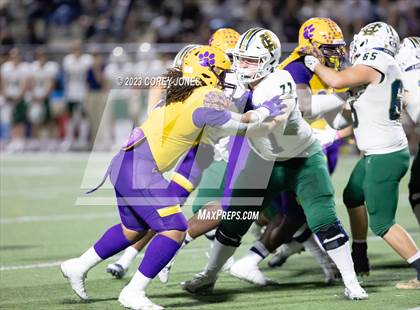 Thumbnail 3 in Holy Cross vs Edna Karr photogallery.