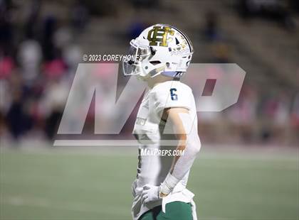 Thumbnail 1 in Holy Cross vs Edna Karr photogallery.