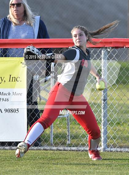 Thumbnail 3 in Mater Dei @ Los Alamitos photogallery.