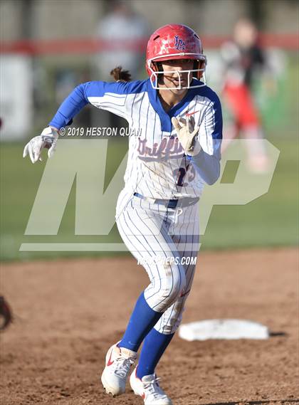 Thumbnail 1 in Mater Dei @ Los Alamitos photogallery.