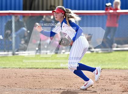 Thumbnail 3 in Mater Dei @ Los Alamitos photogallery.