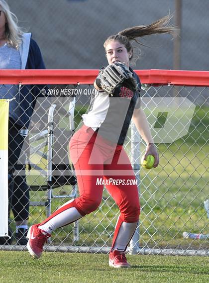 Thumbnail 2 in Mater Dei @ Los Alamitos photogallery.