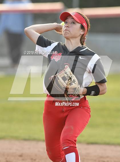Thumbnail 1 in Mater Dei @ Los Alamitos photogallery.