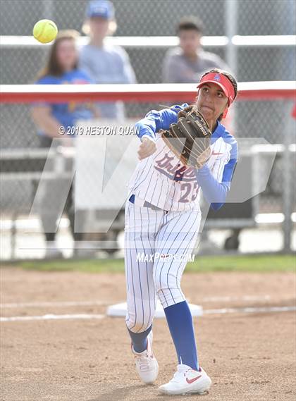 Thumbnail 1 in Mater Dei @ Los Alamitos photogallery.