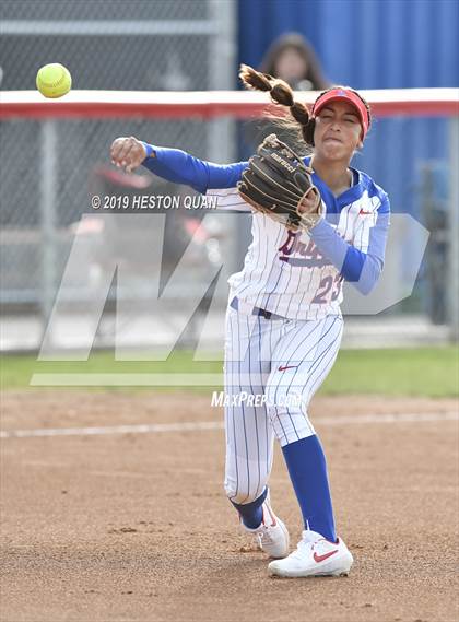 Thumbnail 3 in Mater Dei @ Los Alamitos photogallery.