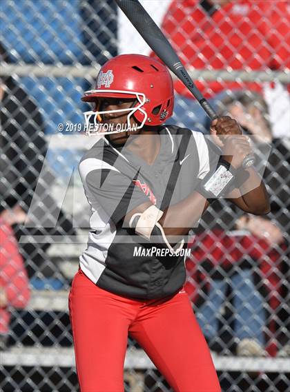 Thumbnail 2 in Mater Dei @ Los Alamitos photogallery.