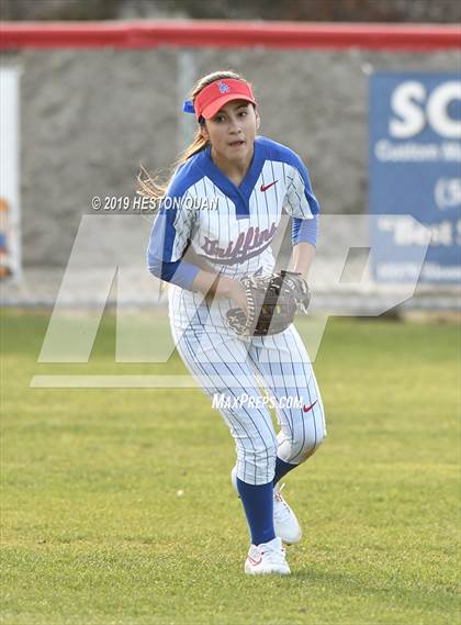 Thumbnail 1 in Mater Dei @ Los Alamitos photogallery.