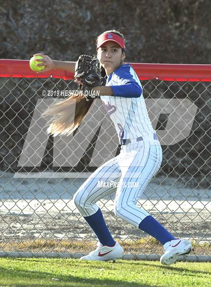 Thumbnail 1 in Mater Dei @ Los Alamitos photogallery.
