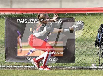 Thumbnail 2 in Mater Dei @ Los Alamitos photogallery.