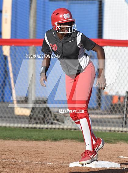 Thumbnail 1 in Mater Dei @ Los Alamitos photogallery.