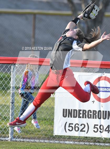 Thumbnail 3 in Mater Dei @ Los Alamitos photogallery.