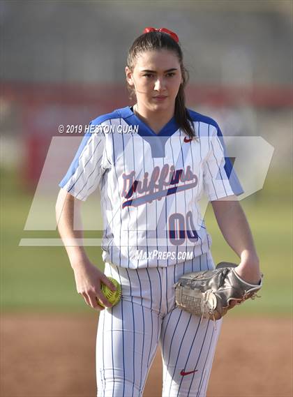 Thumbnail 1 in Mater Dei @ Los Alamitos photogallery.