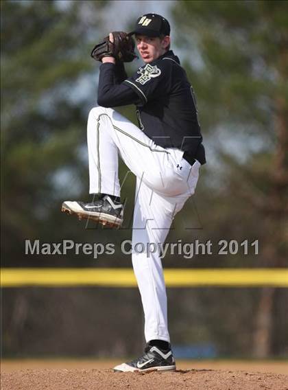 Thumbnail 1 in Eastridge vs. Rush-Henrietta photogallery.