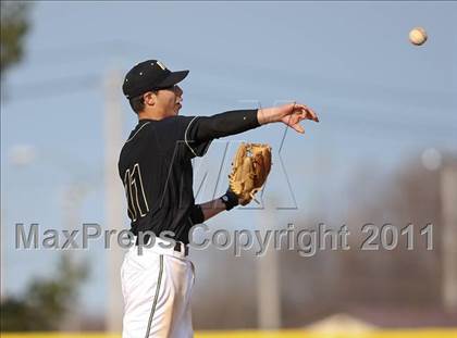 Thumbnail 1 in Eastridge vs. Rush-Henrietta photogallery.