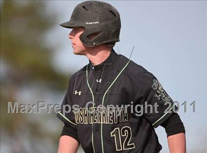 Thumbnail 1 in Eastridge vs. Rush-Henrietta photogallery.