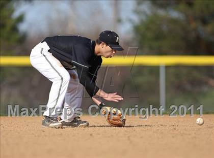 Thumbnail 2 in Eastridge vs. Rush-Henrietta photogallery.