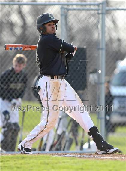 Thumbnail 2 in Eastridge vs. Rush-Henrietta photogallery.