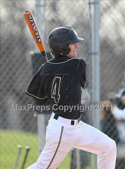 Thumbnail 3 in Eastridge vs. Rush-Henrietta photogallery.