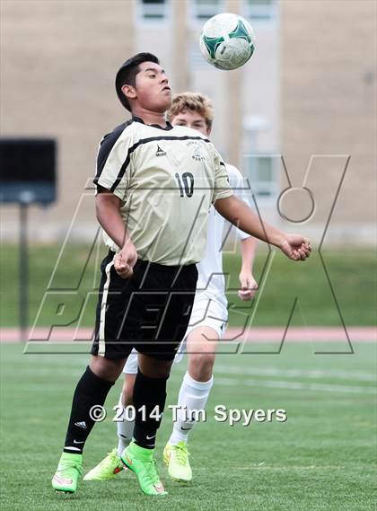 Thumbnail 2 in Howell North @ DeSmet Jesuit photogallery.
