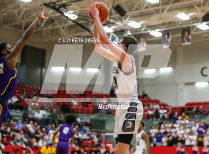 Thumbnail 3 in Richardson vs. Guyer  (UIL 6A Area Playoff) photogallery.
