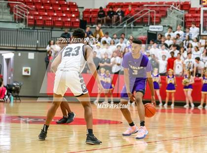 Thumbnail 2 in Richardson vs. Guyer  (UIL 6A Area Playoff) photogallery.