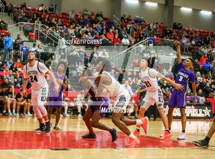 Thumbnail 1 in Richardson vs. Guyer  (UIL 6A Area Playoff) photogallery.