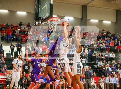 Thumbnail 3 in Richardson vs. Guyer  (UIL 6A Area Playoff) photogallery.