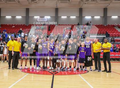 Thumbnail 2 in Richardson vs. Guyer  (UIL 6A Area Playoff) photogallery.