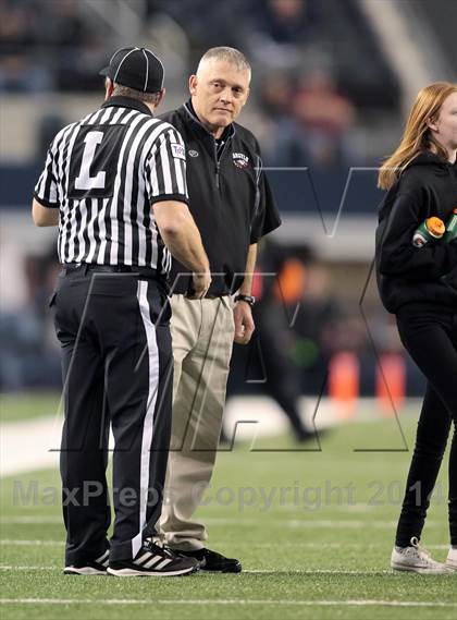Thumbnail 2 in Fairfield vs. Argyle (UIL 3A Division 2 Final) photogallery.