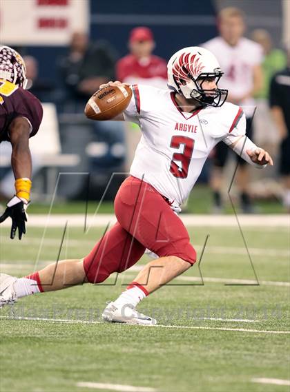 Thumbnail 3 in Fairfield vs. Argyle (UIL 3A Division 2 Final) photogallery.