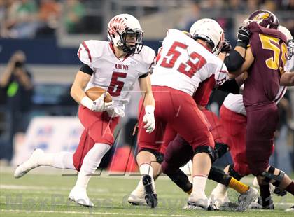 Thumbnail 3 in Fairfield vs. Argyle (UIL 3A Division 2 Final) photogallery.