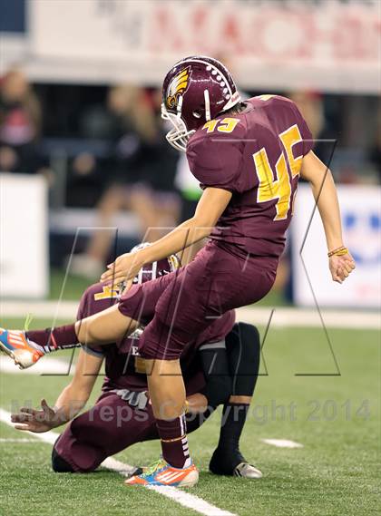 Thumbnail 1 in Fairfield vs. Argyle (UIL 3A Division 2 Final) photogallery.